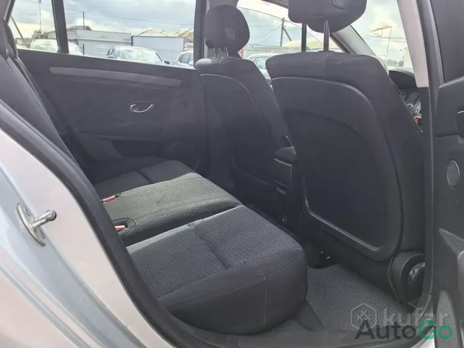 Продажа Renault Laguna III, 2008 г., Слуцк Слуцк - изображение 9