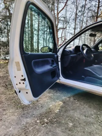 Продажа Renault Clio II Рестайлинг 2, 2004г., Поставы Поставы