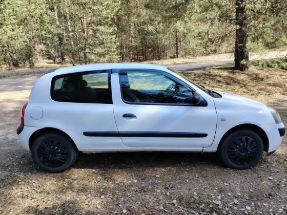 Продажа Renault Clio II Рестайлинг 2, 2004г., Поставы Поставы