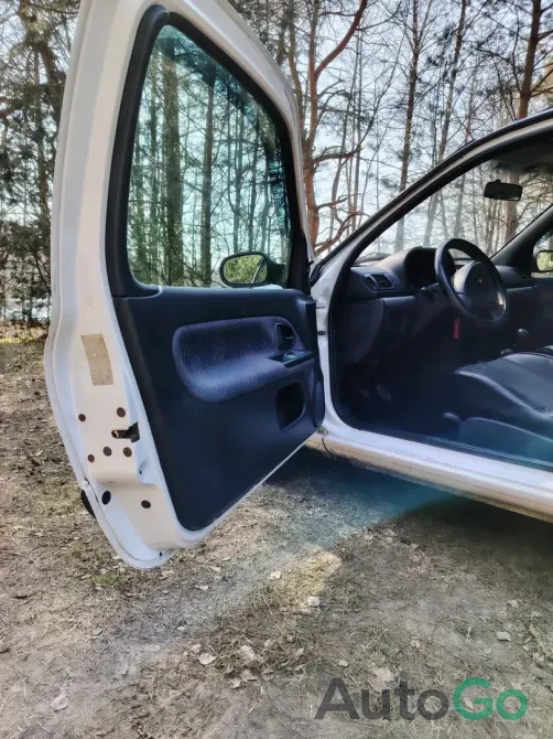 Продажа Renault Clio II Рестайлинг 2, 2004г., Поставы Поставы - изображение 2