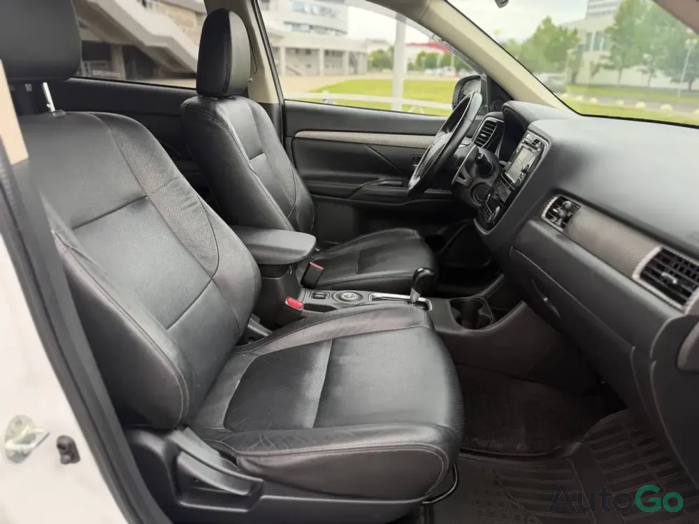 Продажа Mitsubishi Outlander III, 2013г., Минск Минск - изображение 10