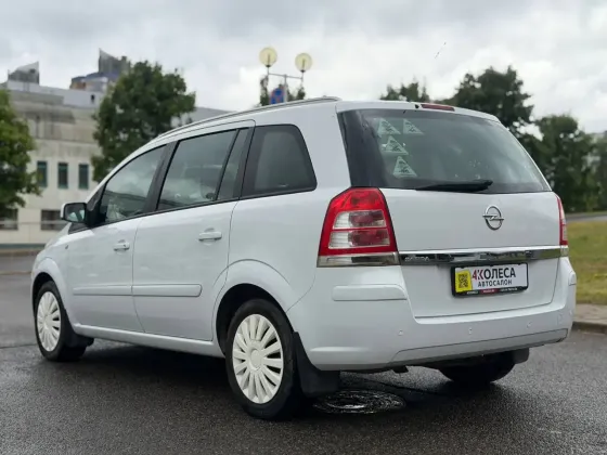 Продажа Opel Zafira B Рестайлинг, 2014г., Минск Минск
