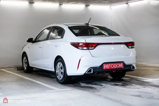 Продажа Kia Rio IV Рестайлинг, 2021г., Минск Минск