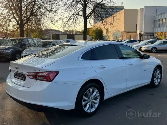 Продажа Chevrolet Malibu IX Рестайлинг, 2022 г., Витебск Витебск
