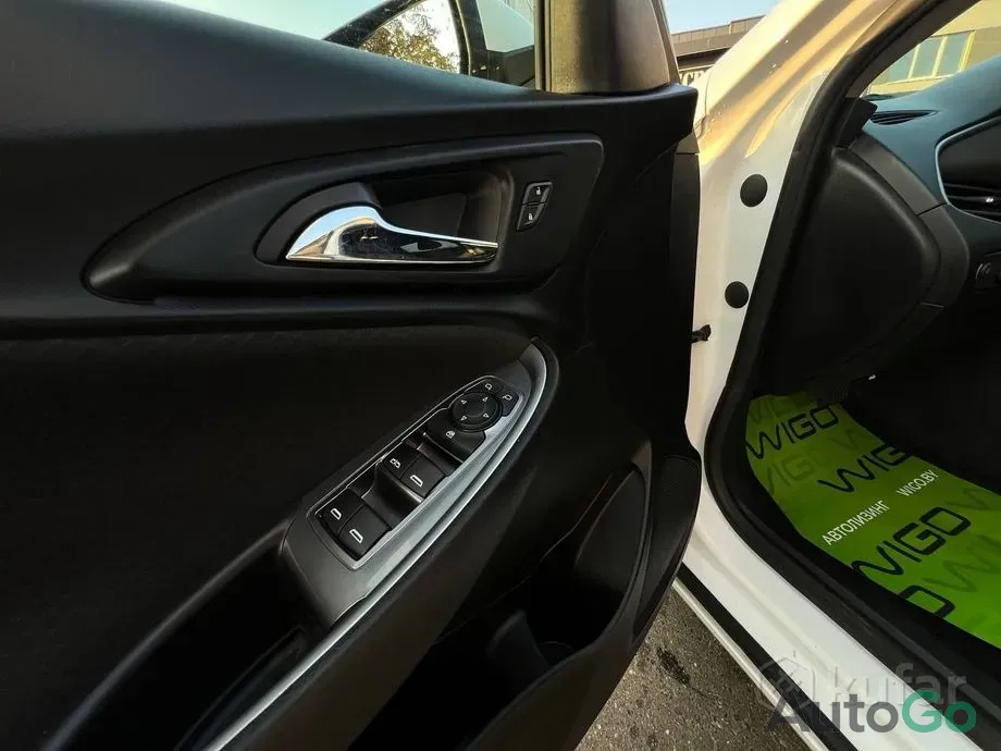 Продажа Chevrolet Malibu IX Рестайлинг, 2022 г., Витебск Витебск - изображение 7