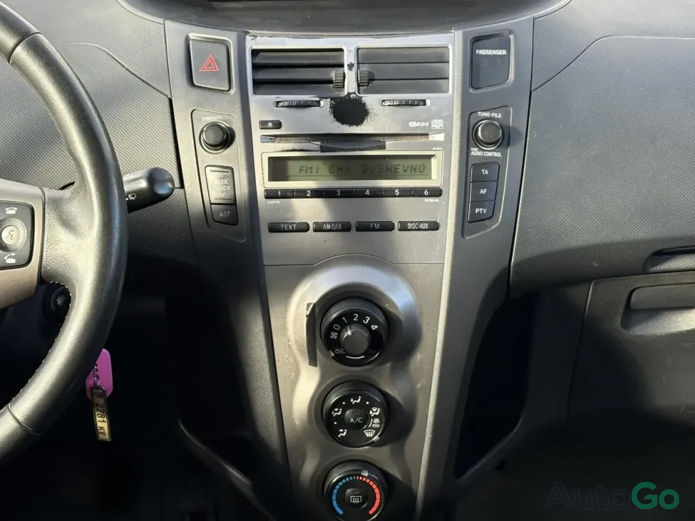 Продажа Toyota Yaris III (XP130), 2011 г., Минск Минск - изображение 12