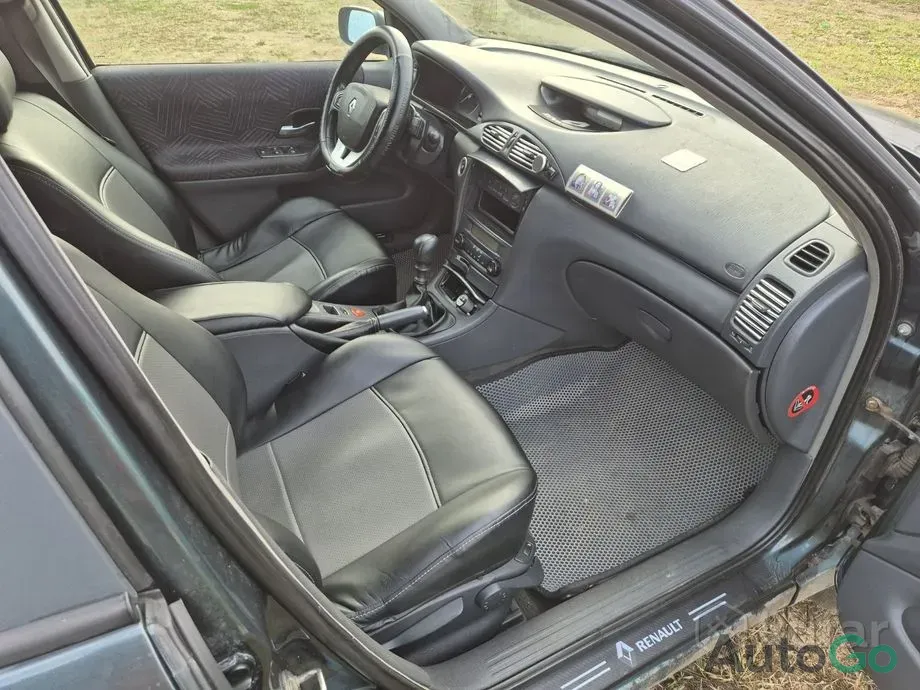 Продажа Renault Laguna II, 2002 г., Столбцы Столбцы - изображение 4