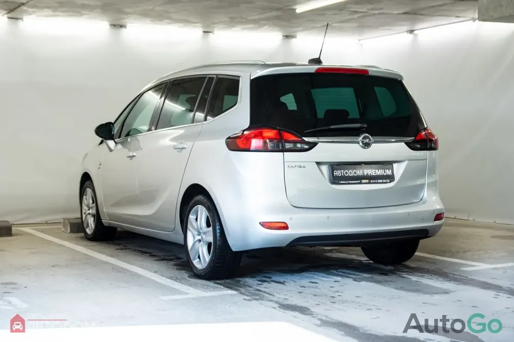  Zafira Tourer C Рестайлинг