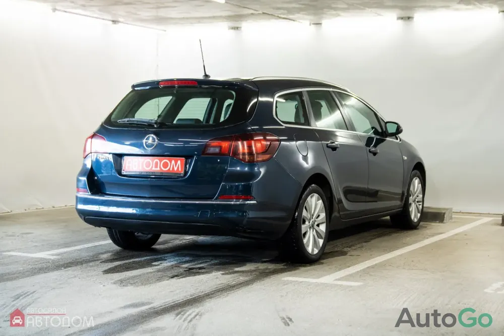  Astra J