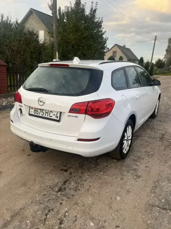 Продажа Opel Astra J, 2010г., Ивье Ивье