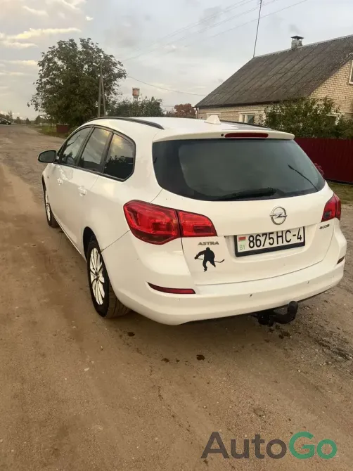  Astra J