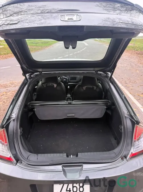  CR-Z (ZF)