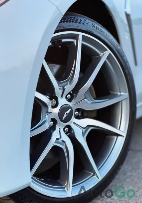 Продажа Genesis G70 (I), 2018 г., Минск Минск - изображение 4