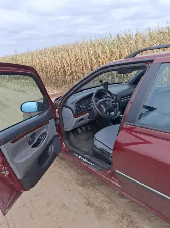 Продажа Peugeot 406 I Рестайлинг, 2001г., Столбцы Столбцы