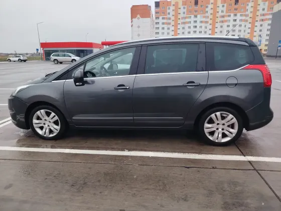 Продажа Peugeot 5008 I Рестайлинг, 2014г., Речица Речица
