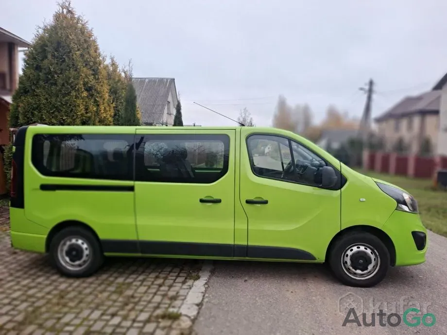  Vivaro B