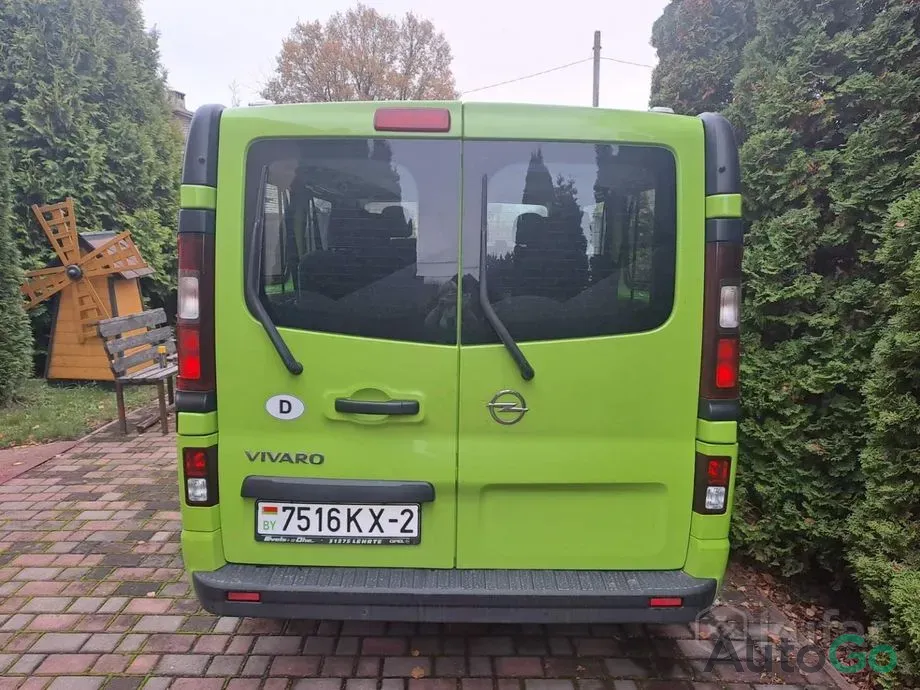  Vivaro B