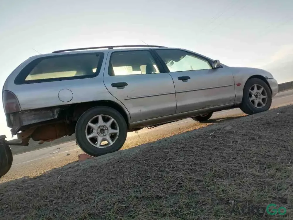 Продажа Ford Mondeo (II), 1999 г., Слуцк Слуцк - изображение 5