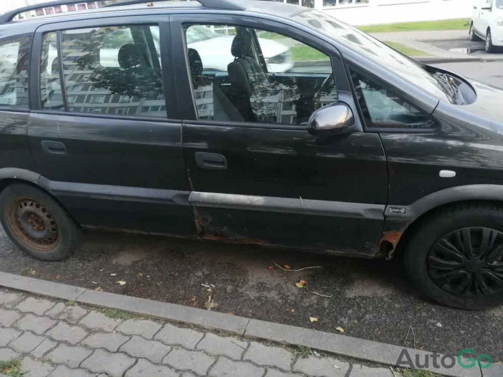 Продажа Opel Zafira A, 2001г., Минск Минск - изображение 3