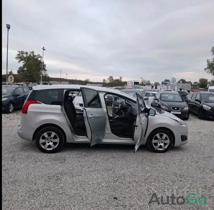 Продажа Peugeot 5008 I Рестайлинг, 2014 г., Витебск Витебск - изображение 8