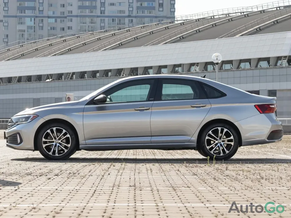 Продажа Volkswagen Jetta (VII) Рестайлинг, 2023 г., Минск Минск - изображение 3