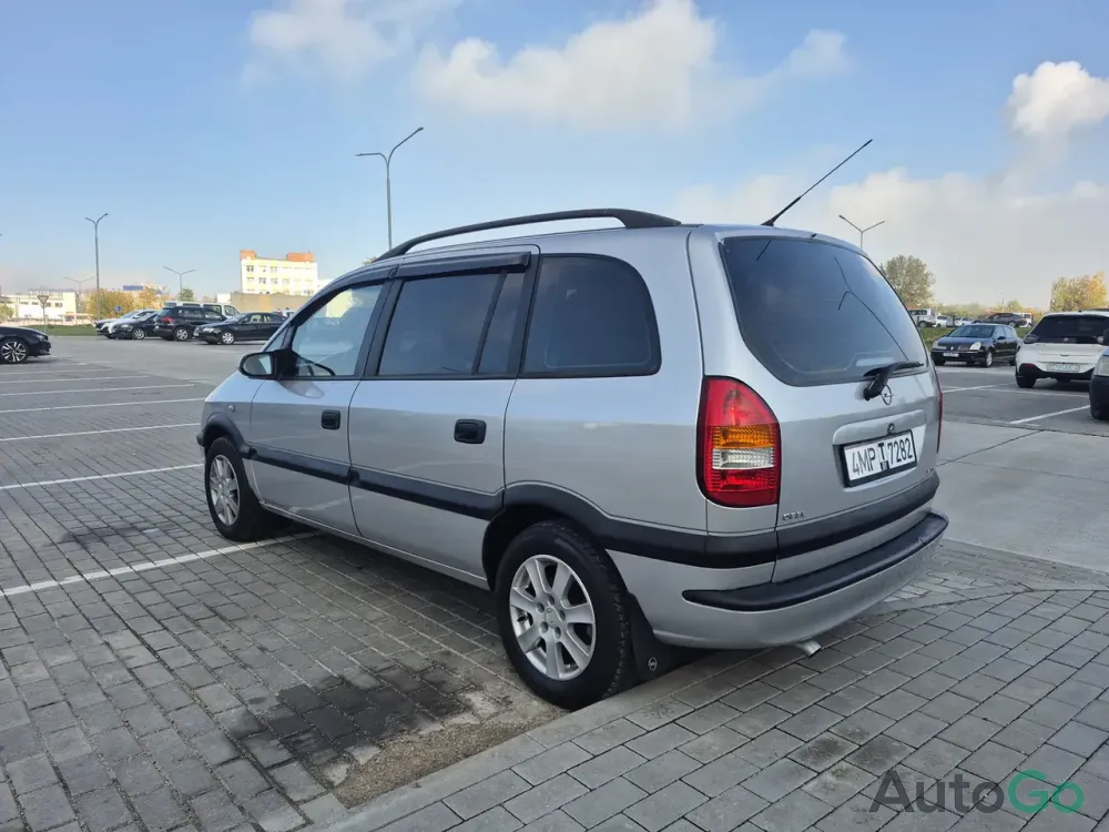 Продажа Opel Zafira A, 2001г., Гродно Гродно - изображение 3