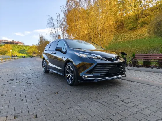 Продажа Toyota Sienna IV, 2025 г., Гродно Гродно