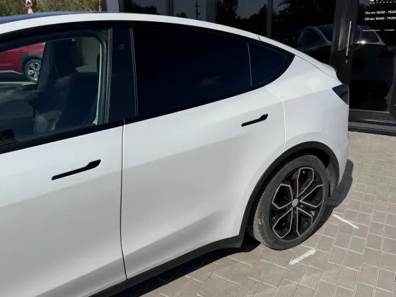 Продажа Tesla Model Y (I), 2020 г., Брест Брест