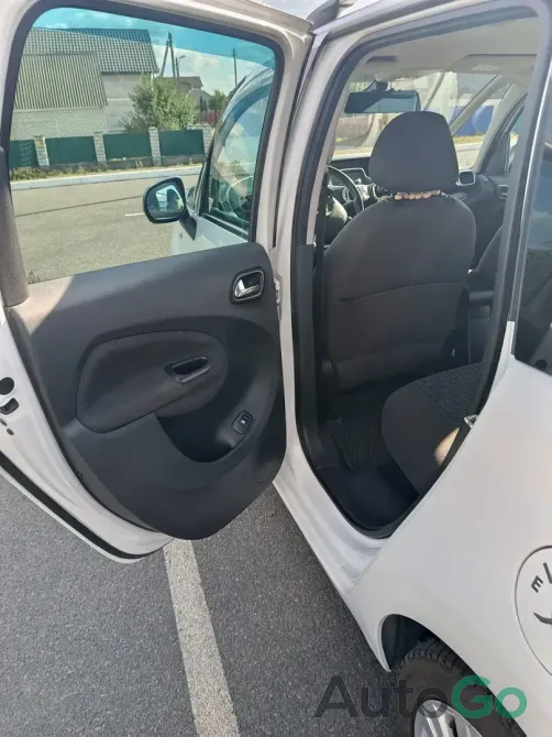 Продажа Citroen C3 Picasso I Рестайлинг, 2016г., Жлобин Жлобин - изображение 5