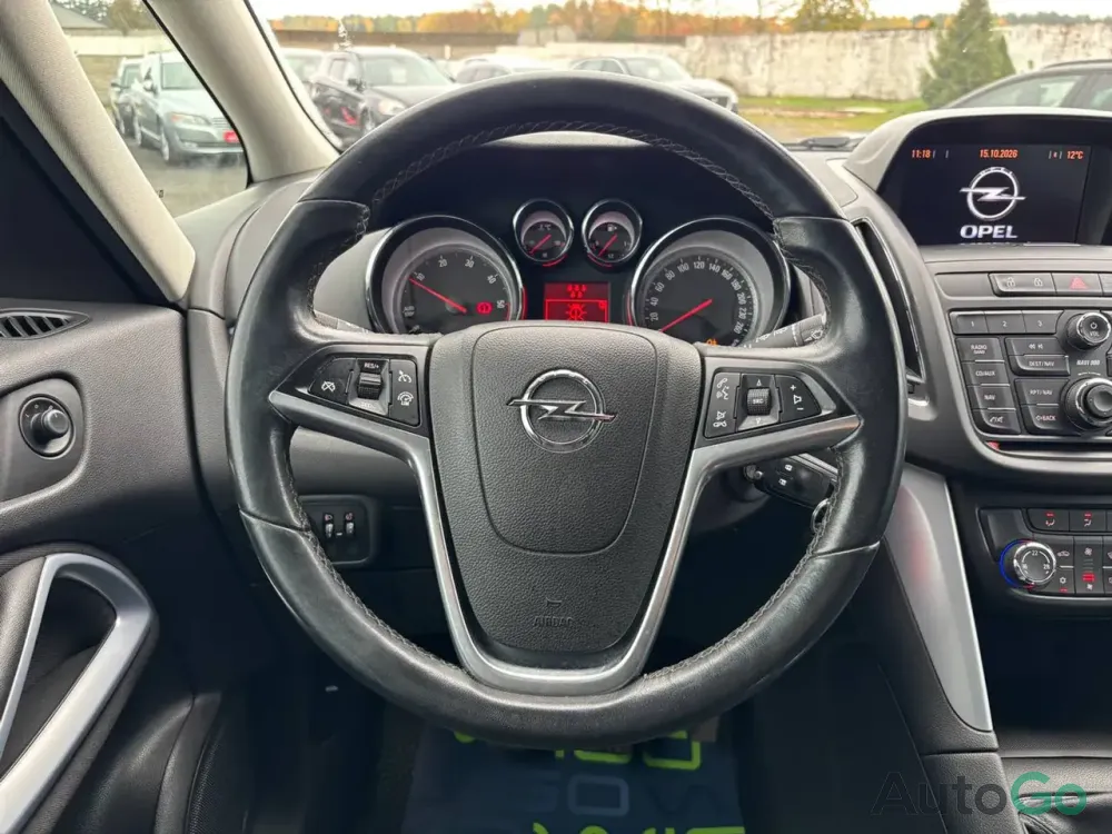  Zafira C