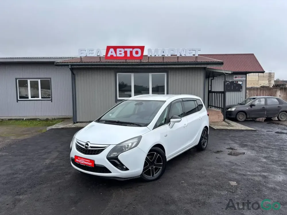  Zafira C