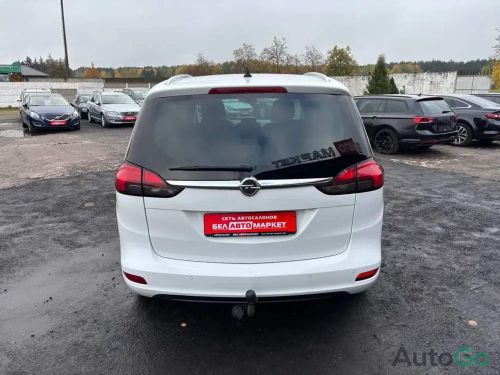  Zafira C
