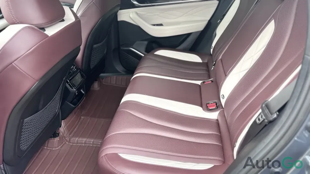Продажа Geely Xingyue L (I), 2022 г., Пинск Пинск - изображение 12