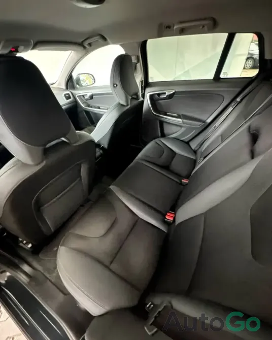 Продажа Volvo V60 I Рестайлинг, 2013г., Лида Лида - изображение 11