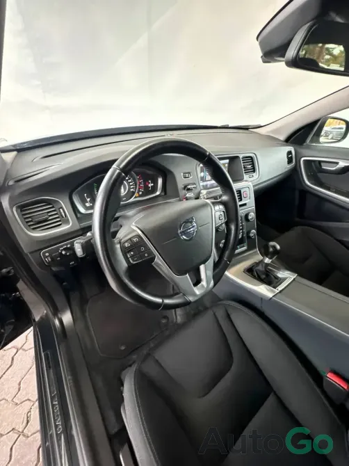 Продажа Volvo V60 I Рестайлинг, 2013г., Лида Лида - изображение 9