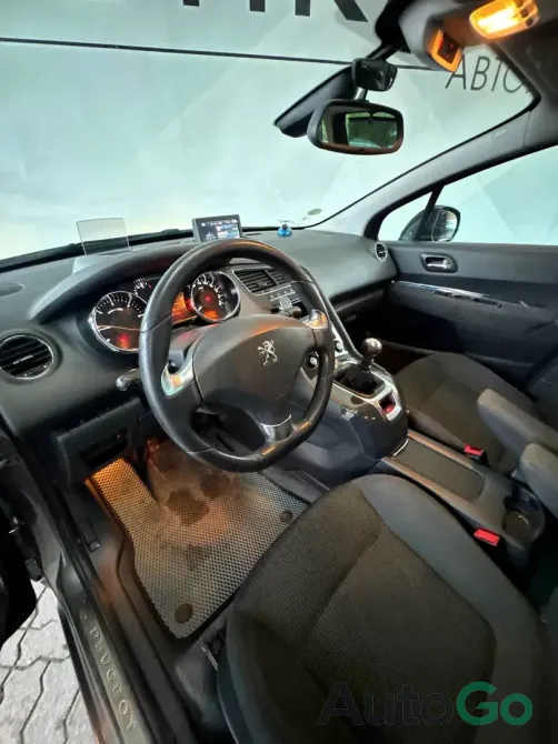 Продажа Peugeot 5008 I Рестайлинг, 2014г., Лида Лида - изображение 10