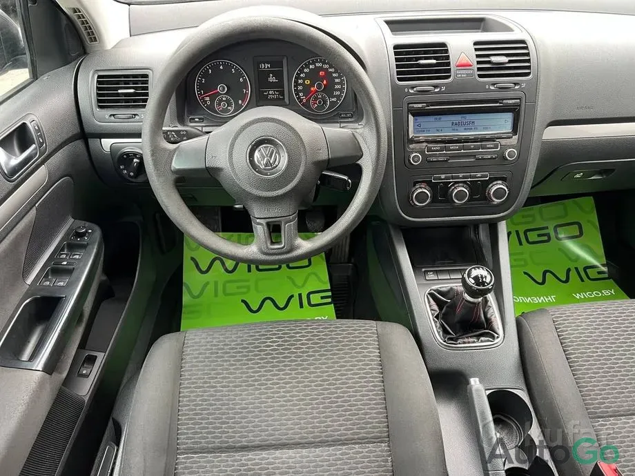  Jetta V