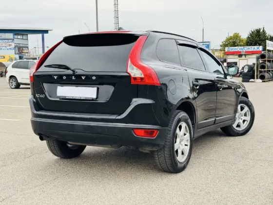 Продается Volvo XC60 2012 года Минск