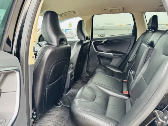 Продается Volvo XC60 2012 года Минск