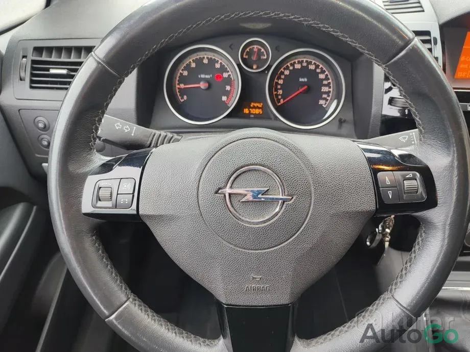 Продажа Opel Zafira B Рестайлинг, 2012 г., Минск Минск - изображение 2