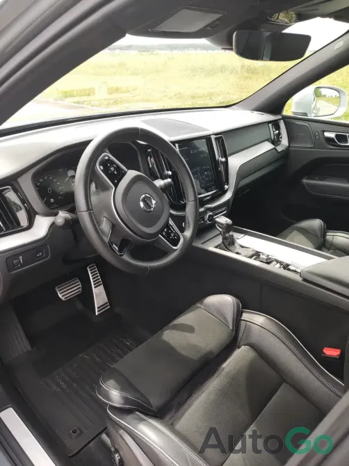 Продажа Volvo XC60 II, 2019г., Могилёв Могилев - изображение 4