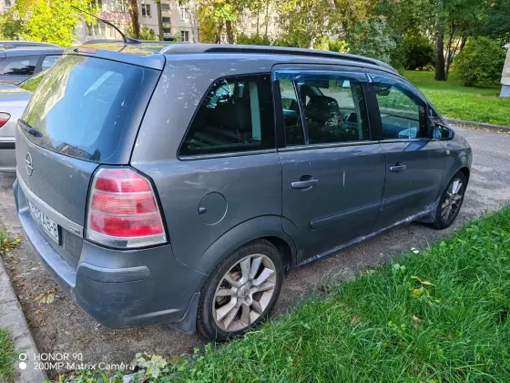 Продажа Opel Zafira B Рестайлинг, 2009г., Минск Минск