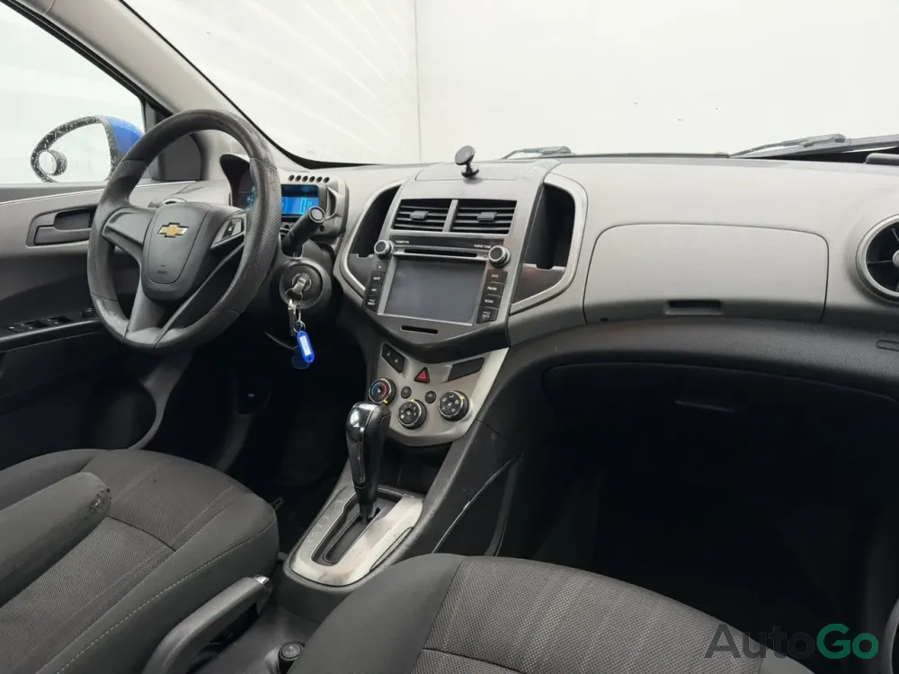 Продажа Chevrolet Aveo (T300), 2013 г., Минск Минск - изображение 9