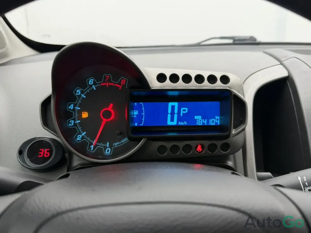 Продажа Chevrolet Aveo (T300), 2013 г., Минск Минск - изображение 10