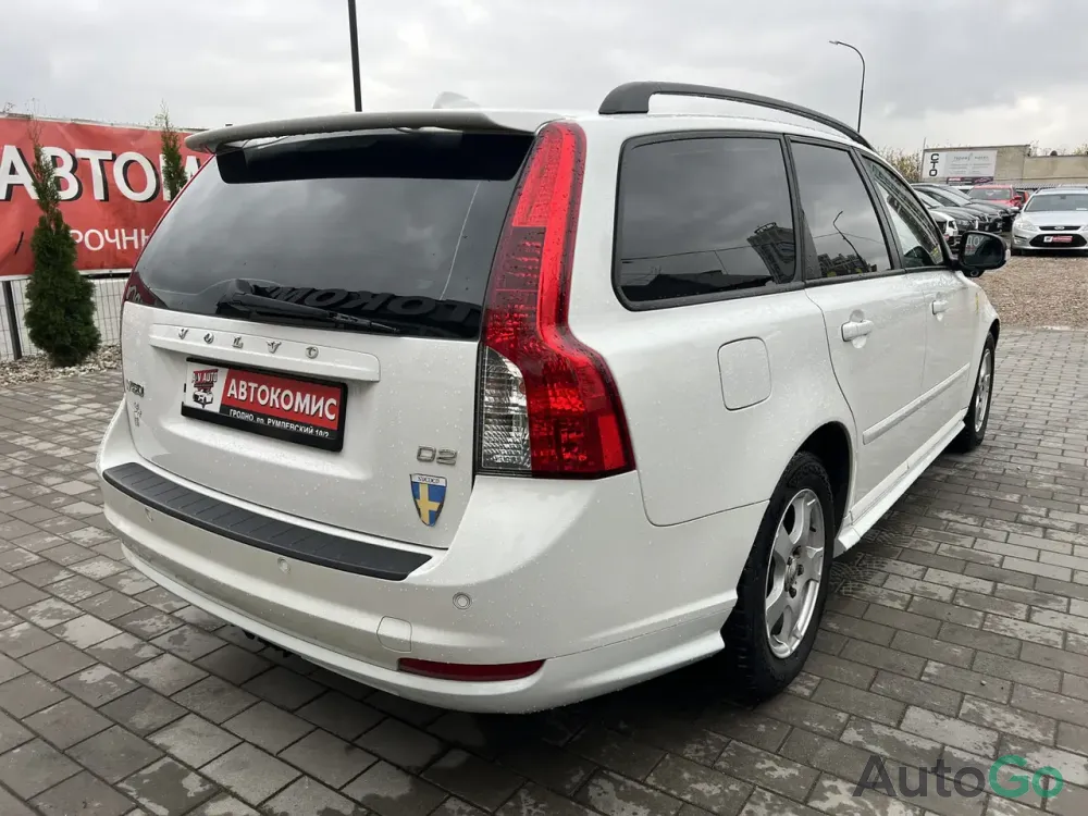 Продажа Volvo V50 I Рестайлинг, 2010г., Гродно Гродно - изображение 4
