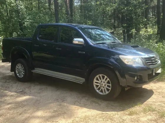 Продажа Toyota Hilux VII Рестайлинг, 2014г., Минск Минск