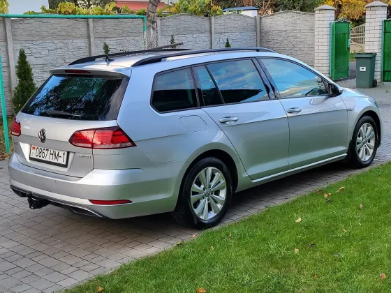 Продажа Volkswagen Golf VII (Mk7) Рестайлинг, 2020 г., Брест Брест