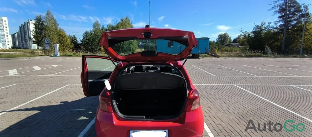 Продажа Toyota Yaris II (XP90), 2008 г., Борисов Борисов - изображение 3