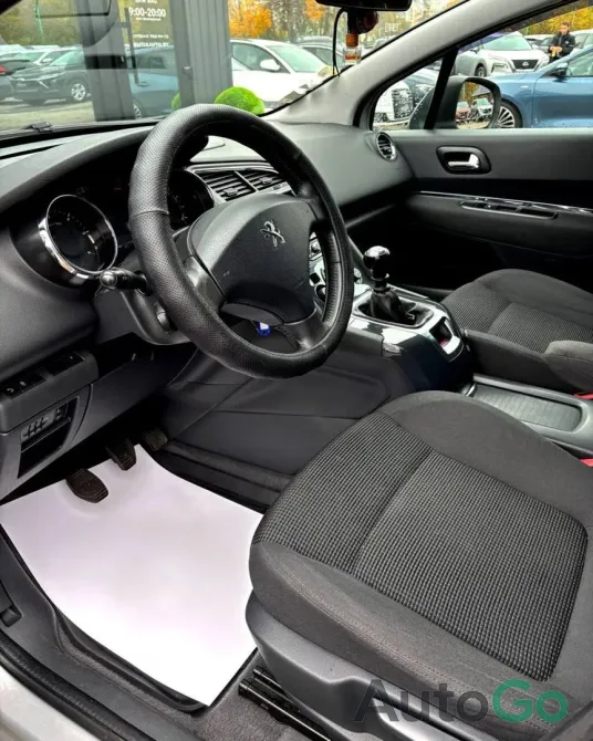 Продажа Peugeot 5008 (I) Рестайлинг, 2014 г., Витебск Витебск - изображение 9