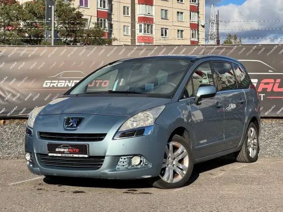 Продажа Peugeot 5008 I, 2010г., Брест Брест
